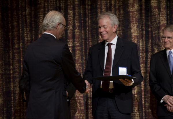Lars Klareskog receives the Crafoord Prize 2013 from the hands of His Majesty the King of Sweden at the Royal Swedish Academy of Sciences. Photo: Markus Marcetic, the Royal Swedish Academy of Sciences.