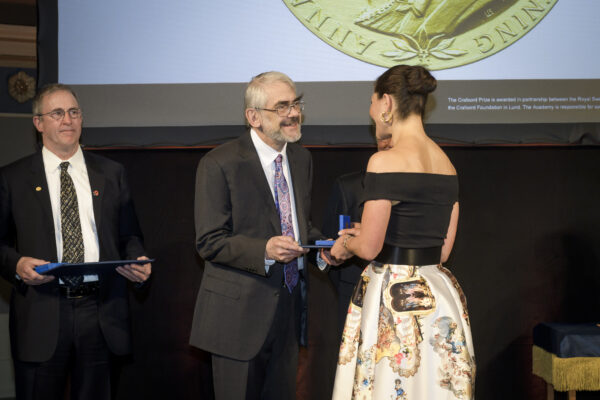 Daniel L. Kastner receives the Crafoord Prize from the hands of H.R.H Crown Princess Victoria of Sweden. Photo: Kennet Ruona.