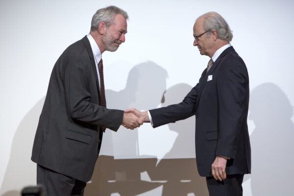 Andrew Berry, representing Laureate Richard Lewontin, receives the Crafoord Prize 2015 from the hands of His Majesty the King of Sweden., at the Prize Award Ceremony 6 May 2015. Photo: Markus Marcetic, the Royal Swedish Academy of Sciences.